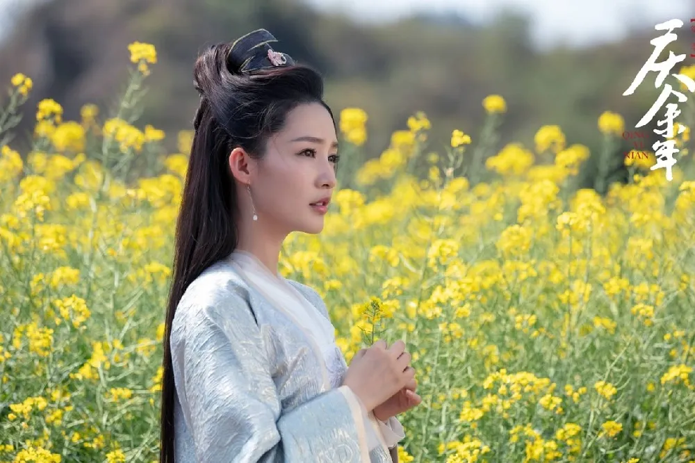 李沁飾演《慶餘年》雞腿仙子事業翻紅　原著作家直言「她不是我心中的女主角」掀風波