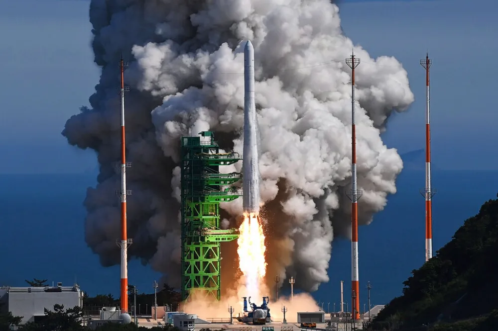 南韓成功發射自製火箭「世界號」　躋身全球第七衛星發射國