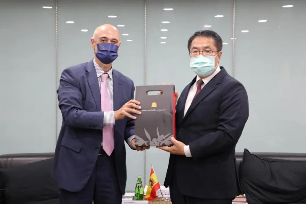 西班牙國慶活動將首度移師台南 黃偉哲大表支持盼交流增溫