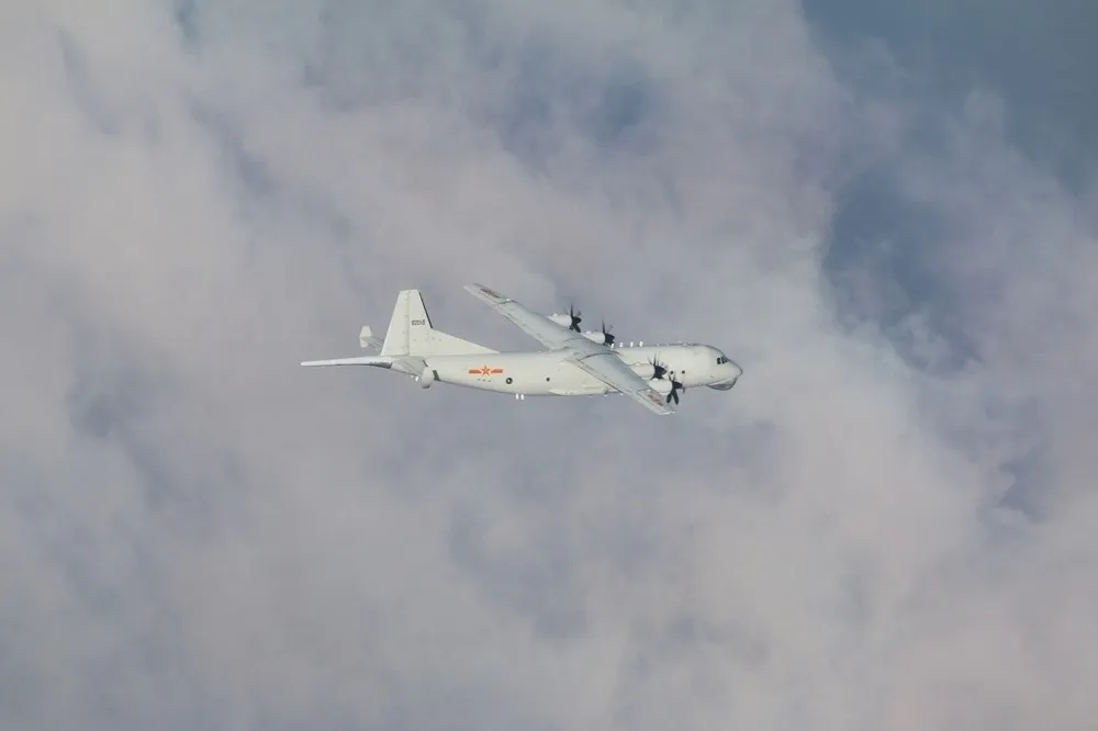 陰魂不散！解放軍機6月來近百架次　今派運-8反潛機擾台
