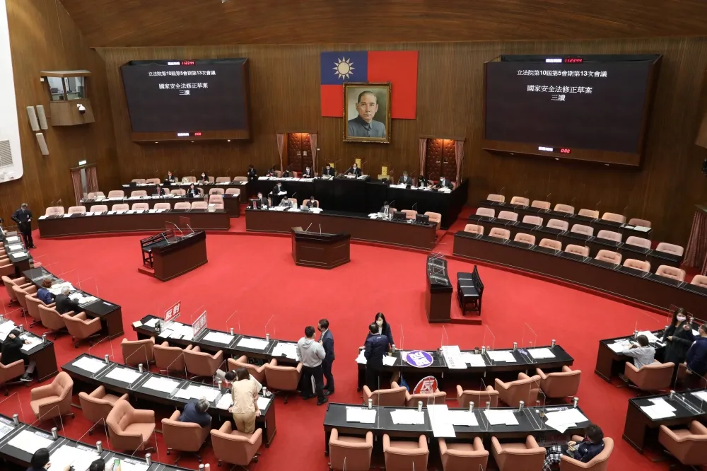 【安倍中彈身亡】感念為台國際發聲伸援　32位跨黨派立委哀悼、不捨　