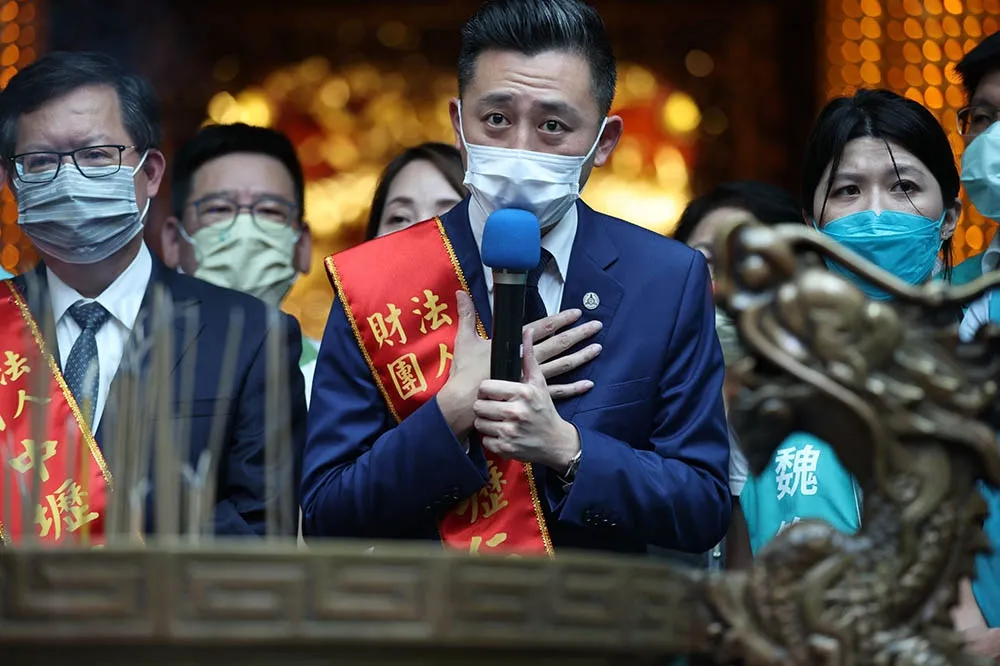 林智堅請辭後第1天展開宗教之旅　提論文強調：我就是原創者