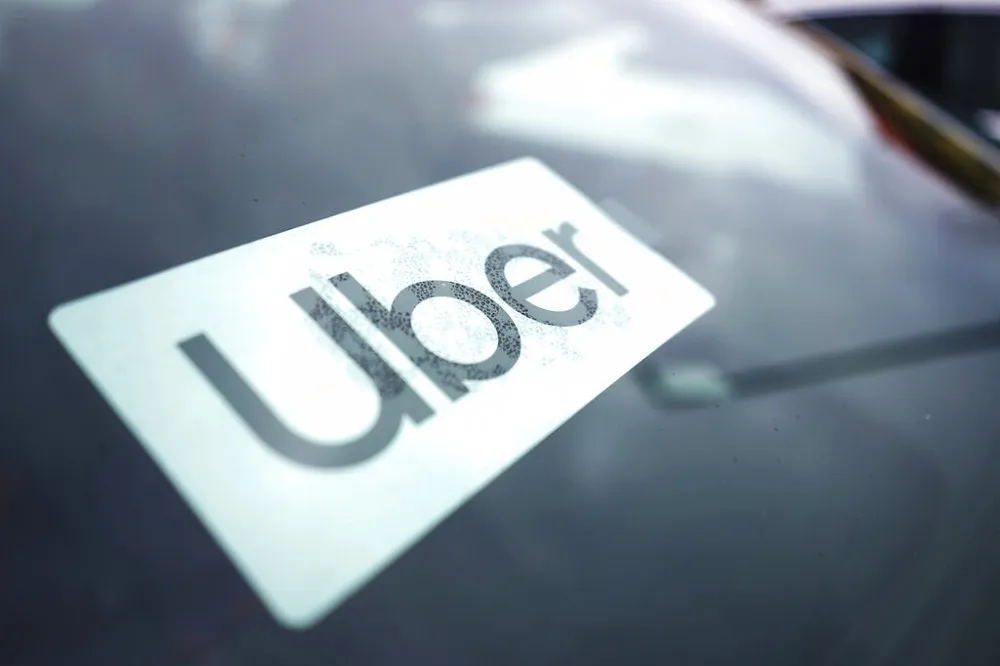 Uber遭踢爆年花9000萬違法施壓各國政要　文件點名馬克宏涉官商勾結