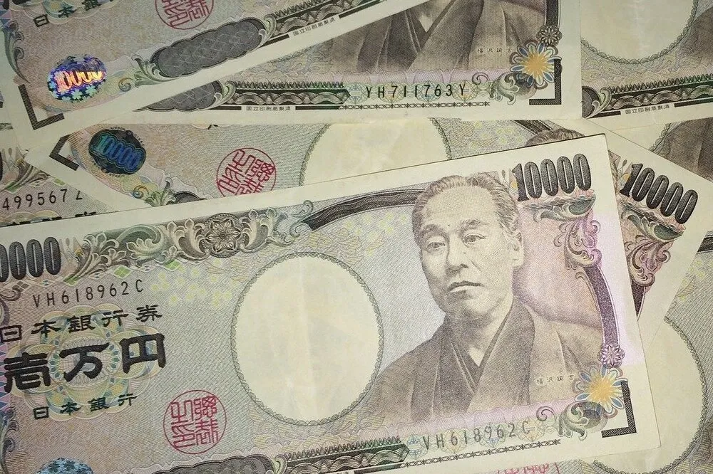 日圓又跌了！匯率0.2208創新低　換10萬台幣現賺2.1萬