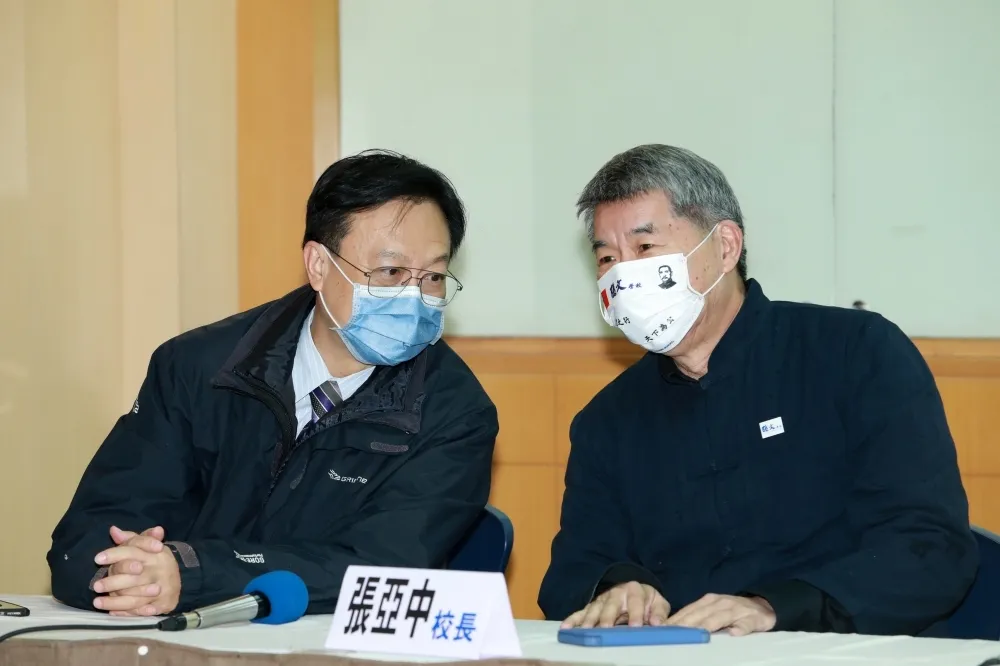 投書：戰鬥藍「跟風」張亞中、洪秀柱才叫被牽著鼻子走
