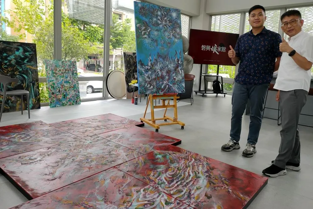 磐興建設邀請藝術家游主業於娘家館展出「光所指引」
