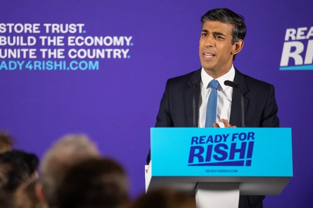 英保守黨黨魁第一輪選舉2人出局　前財政大臣蘇納克暫時領先