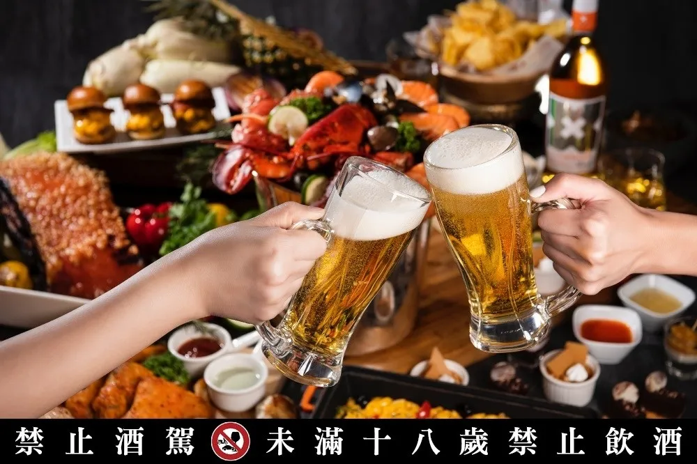 「龍蝦海鮮桶」加價購只要 628 元！遠東 Café「夏日火烤季」登場　格蘭傑威士忌創意入菜