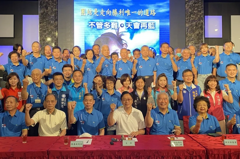 【打贏桃園市長選戰】黃國園黨部籲張善政「勿陷意識形態之爭」　 拉攏中間選民