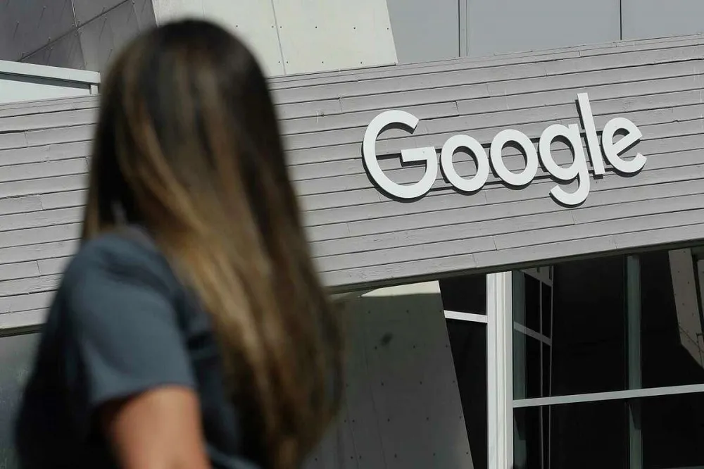 Google把媒體當「廉價塑膠」　學者喊話公平會「不查嗎？」