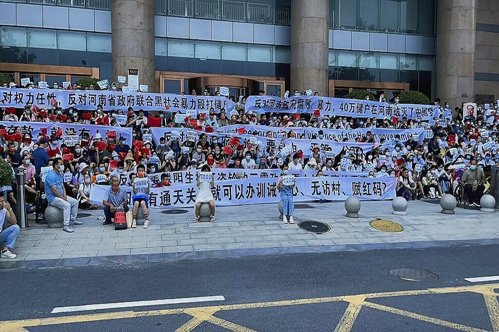 紐時：河南村鎮銀行醜聞考驗中國共產黨　統治正當性受挑戰