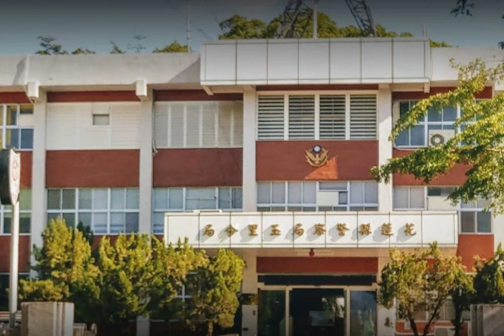 嫌犯面會親友趁隙脫逃　警方開槍制止擊中腹部