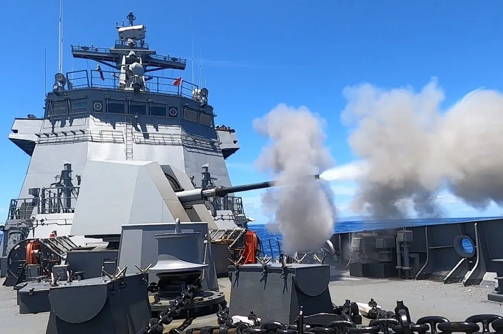 【環太軍演】菲最強巡防艦登場　實彈射擊秀肌肉