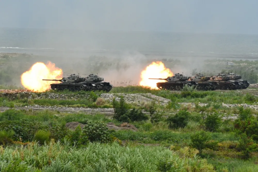 國軍戰車傳意外！陸軍564旅2名士兵撞擊　1重傷、1命危搶救中