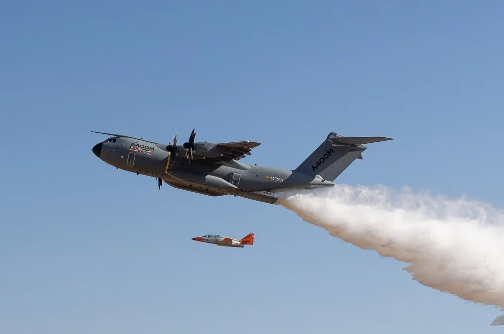 A400M運輸機測試消防灑水套件成功　未來撲滅野火生力軍