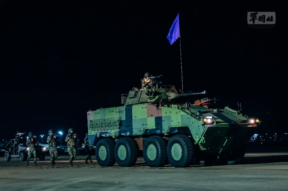 【漢光演習】模擬敵軍佔松山機場　V150、CM34雲豹甲車出動反擊