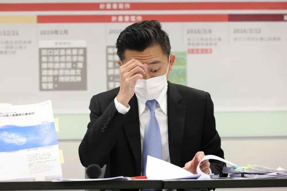 論文門燒不停！林智堅公開7檔案　強調：願意面對檢驗