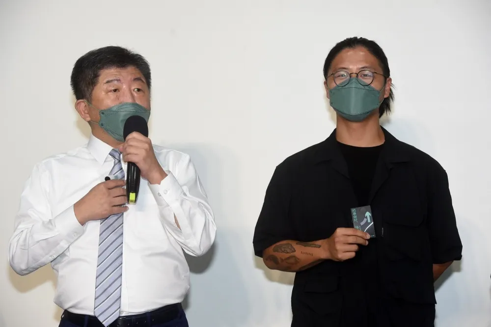 太太、兒子合力操刀主視覺　陳時中坦言：很窩心