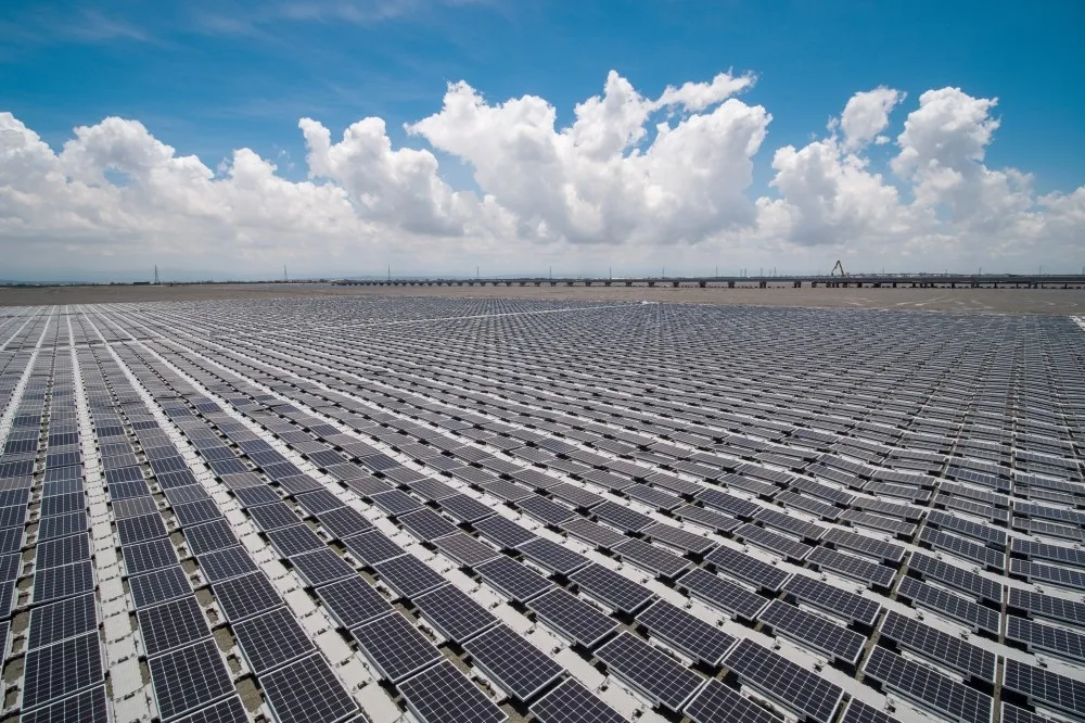 7月用電屢破紀錄！辰亞能源海上太陽能電廠鼎力相助　提供9萬戶家庭日用電