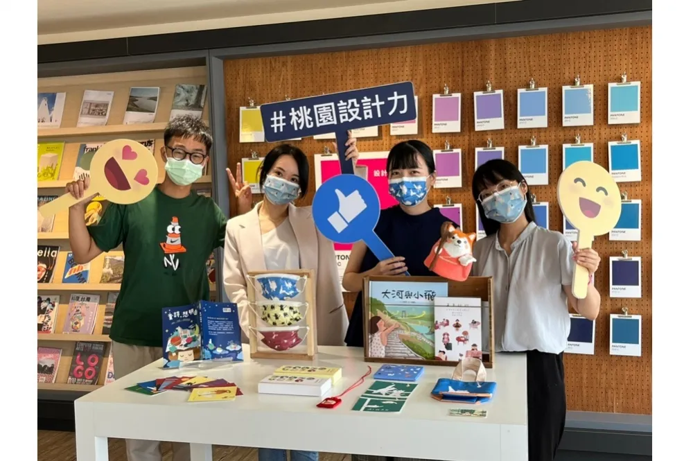 「桃園設計庫」讓設計人才被看見! 　桃青插畫家灰塵魚 用畫筆創作成為台灣之光