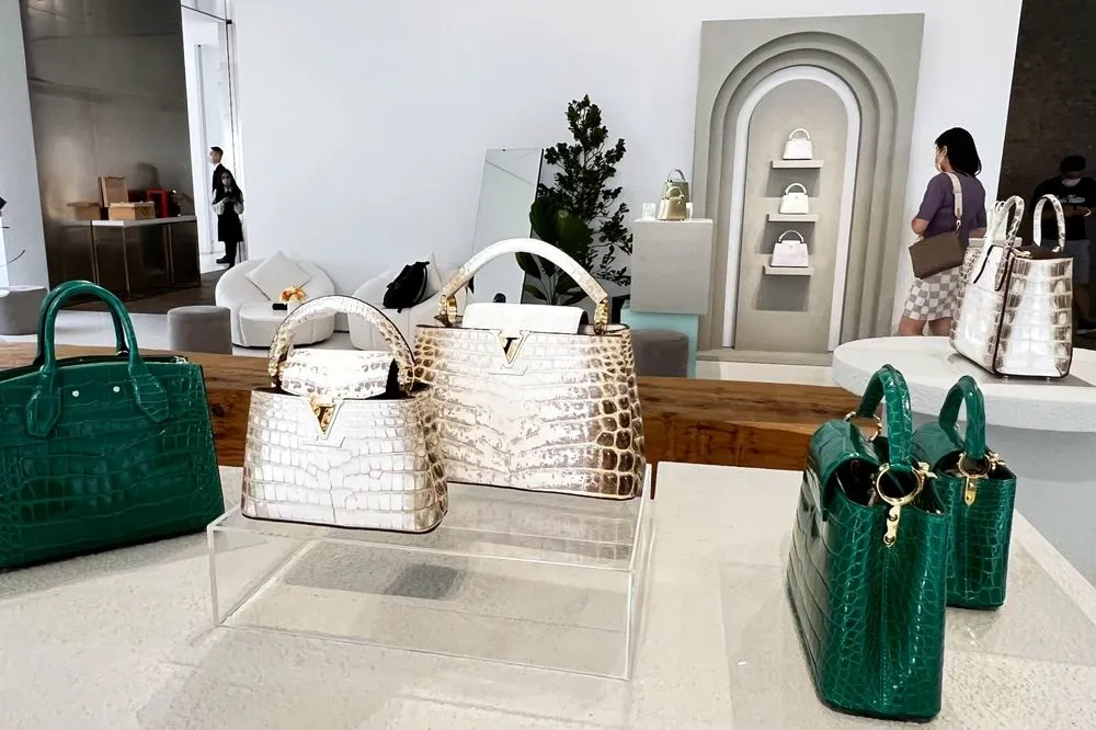 LV珍稀皮革展於「由鉅惟上」美學空間限定展出