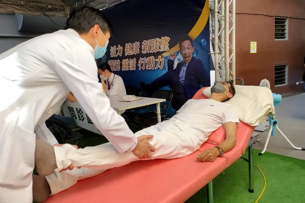 亞洲健康王攜手醫師團隊舉辦全台巡迴義診　首場於台中登場