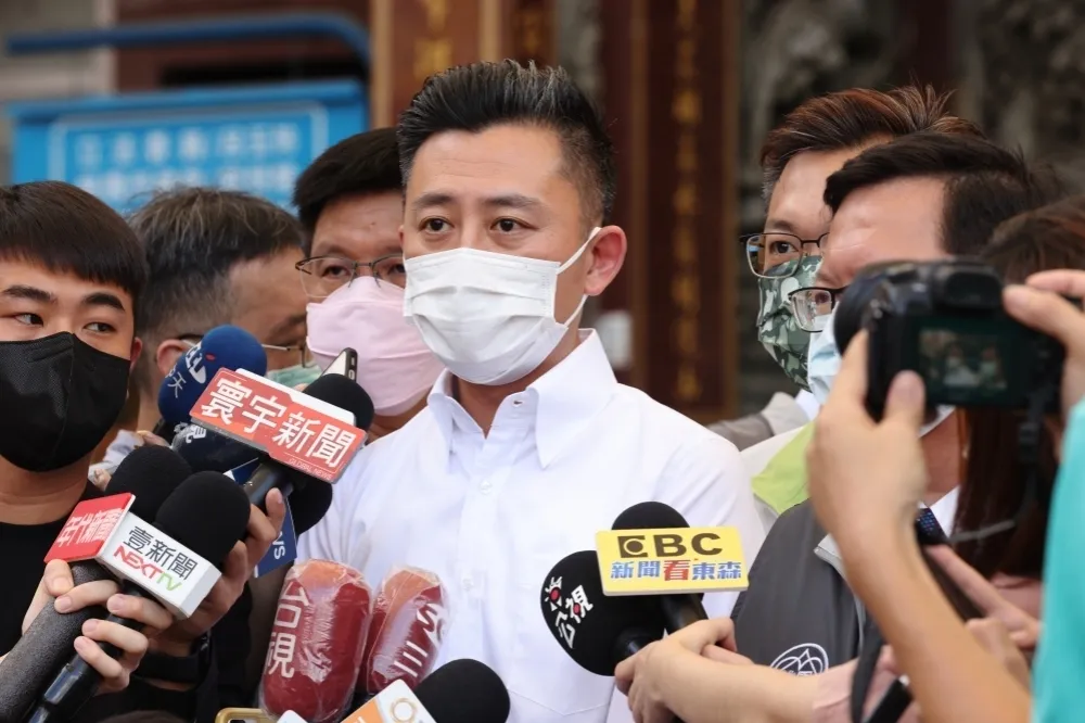 【快訊】遭台大認定論文抄襲將撤銷碩士學位　林智堅下午3點將出面說明