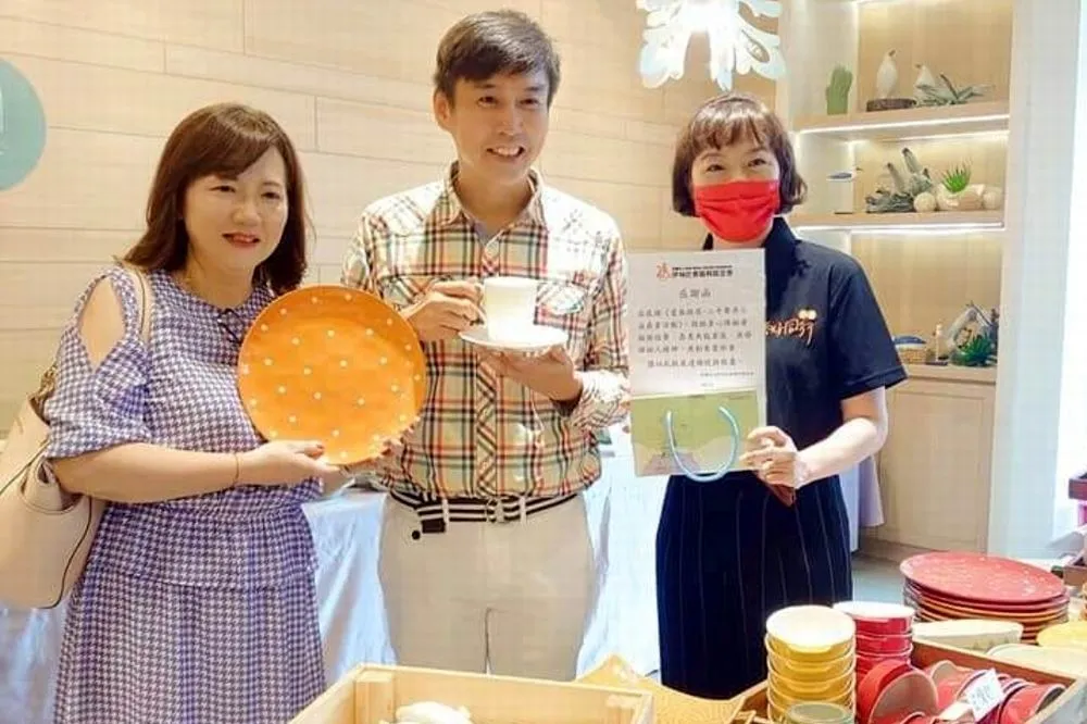 愛無距「梨」　梨子與伊甸基金會合辦二手餐具義賣活動