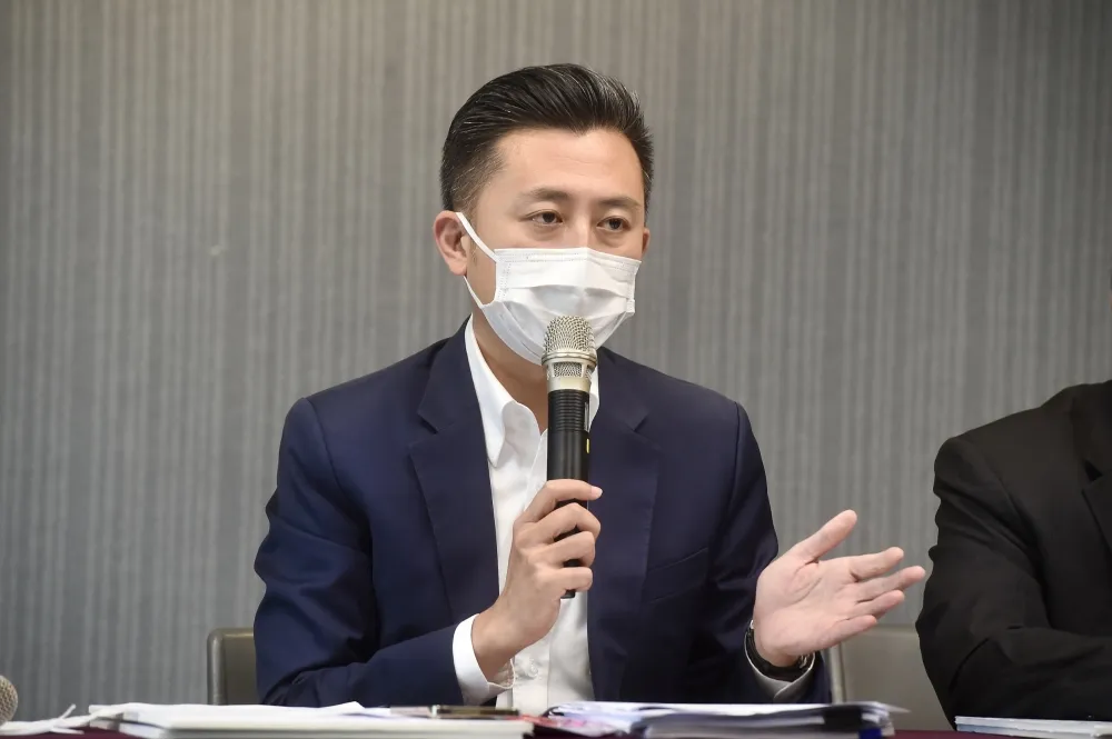 林智堅拒認抄襲反控台大「搞突襲」　知情人士：公函早就寄出