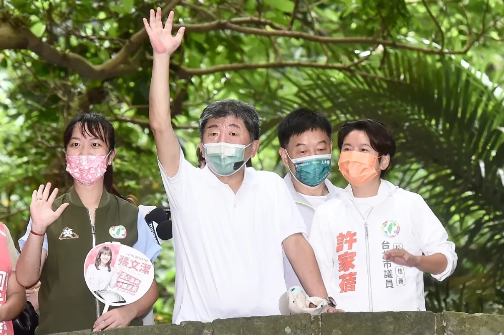 和小英一致「挺堅」   陳時中：先相信同志，但學倫問題要在體制內努力