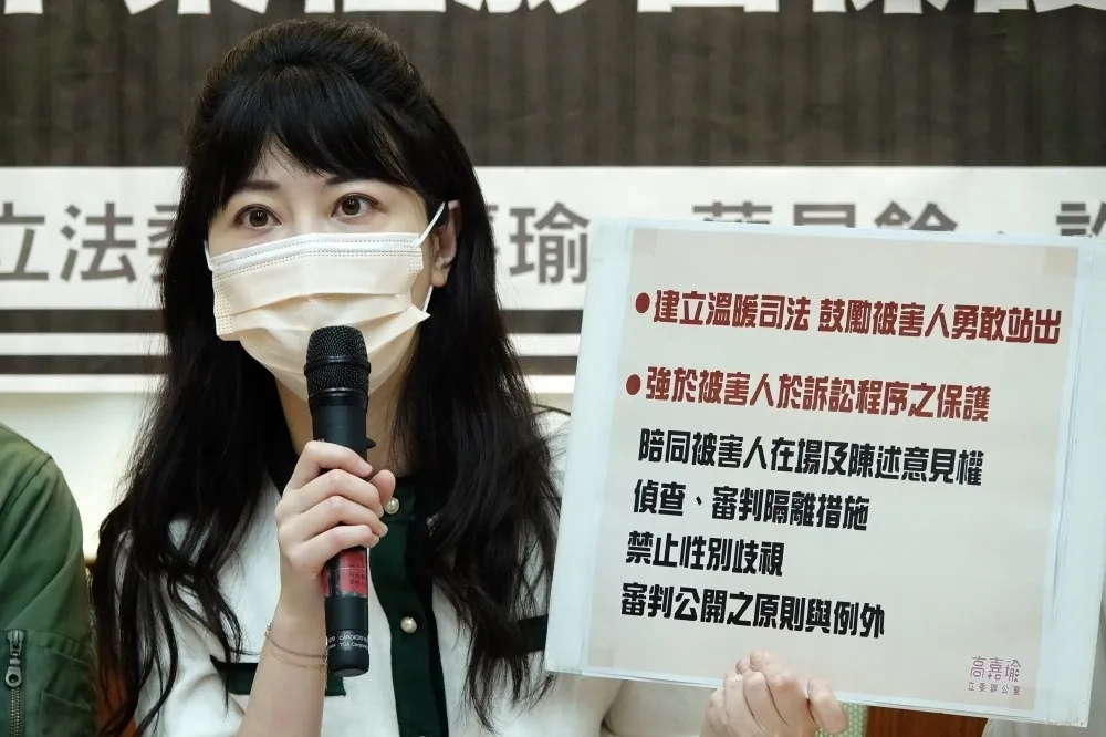 陳嘉宏專欄：高嘉瑜走鋼索　民進黨別掉下來