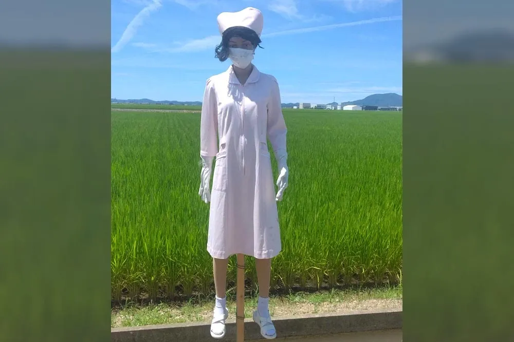 比殭屍還毛！日本超詭異護理師稻草人　網友：適合鬼月來台