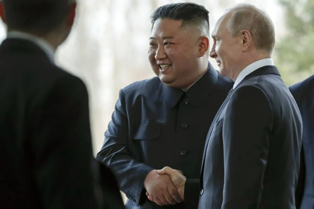 俄羅斯聯手北韓對抗「敵軍」　普丁致函金正恩將擴大雙邊合作