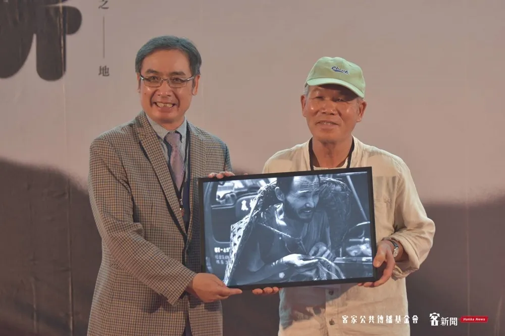    葉裁攝影個展《位所》熱議照片真相曝光　原來是這個車站！