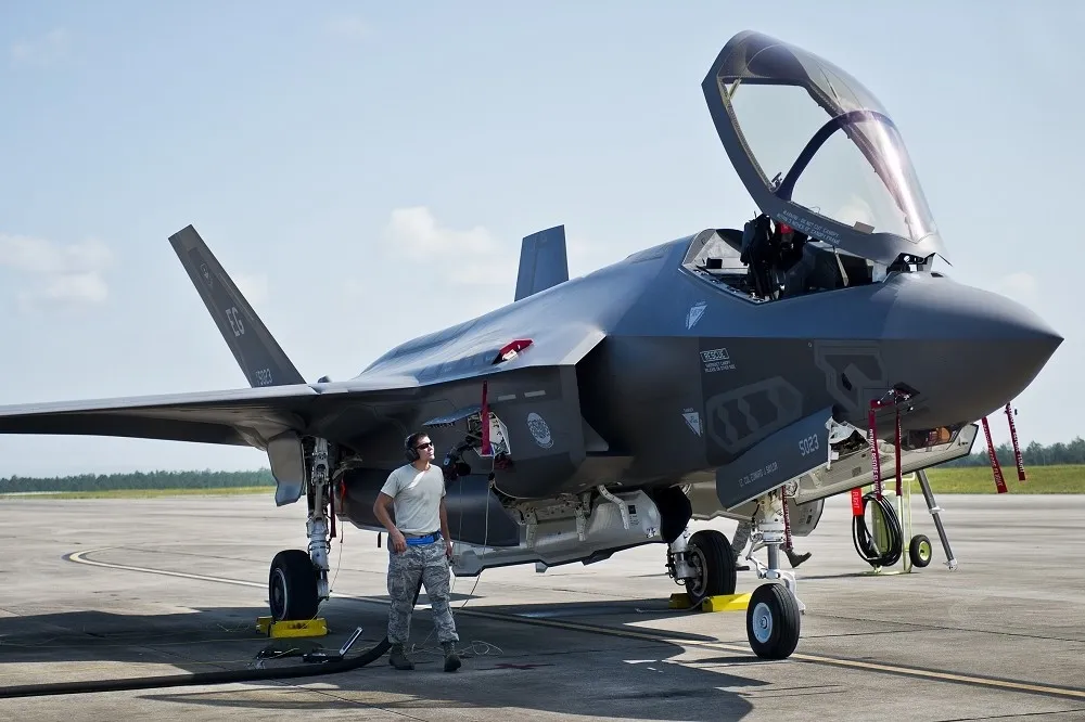 戰機性能太強還有人不要　瑞士要用公投決定F-35A採購案