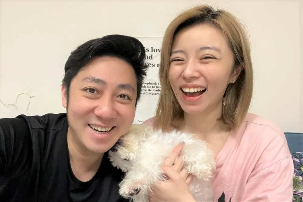 艾成離世媽媽忍悲寫千字文訴說思念　曾計畫9月帶王瞳返鄉辦婚禮