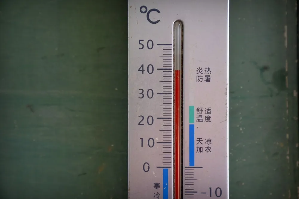 【中國電荒】重慶商場限縮營業時間　上海外灘連續2天「熄燈」