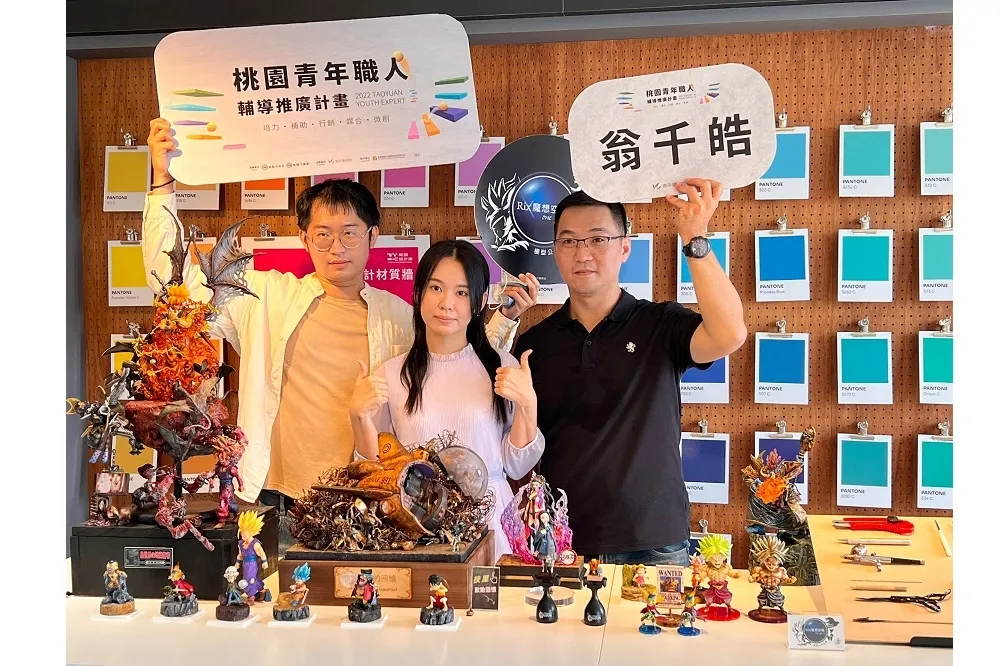 「模型改造」正夯！　CEO轉行當模型改造師　桃青職人巧手改造玩具公仔　創造市場新商機