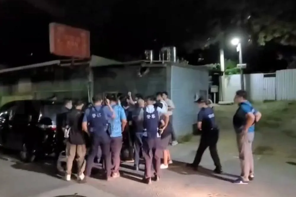 【壓制片】警圍捕兇嫌林信吾畫面曝光　起獲已上膛失竊警槍