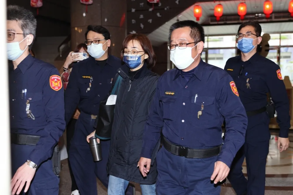 林姿妙女兒林羿伶遭酸是「地下縣長」　2千字公開信揭家中負債、為母親更堅強