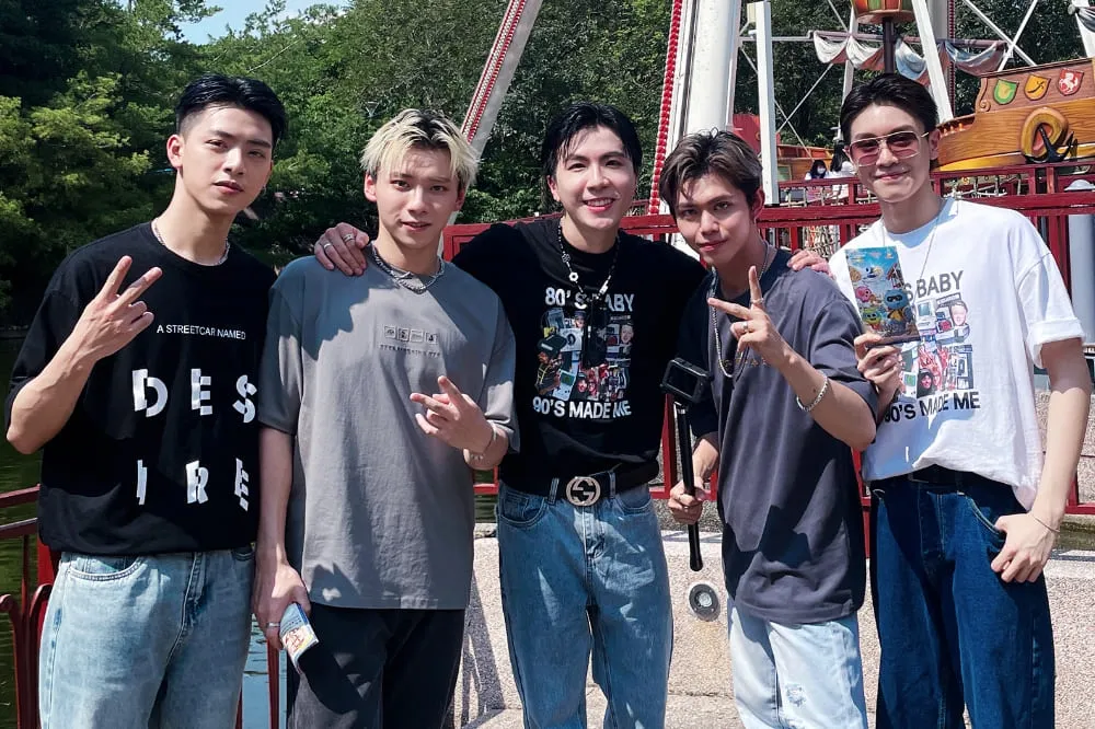 鮮肉男團「ALL IN 5」替粉絲圓夢暖籌慶生趴　玩水球大戰成員「中彈」痛到歪腰