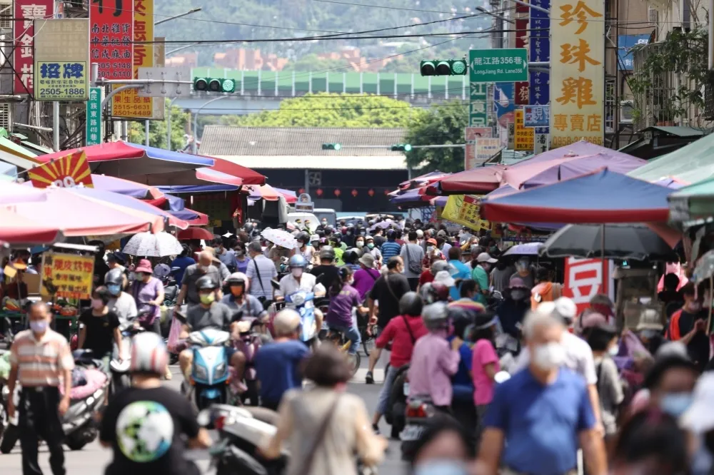 苦哈哈！7月景氣燈號「連5綠」　國發會示警：景氣擴張走緩