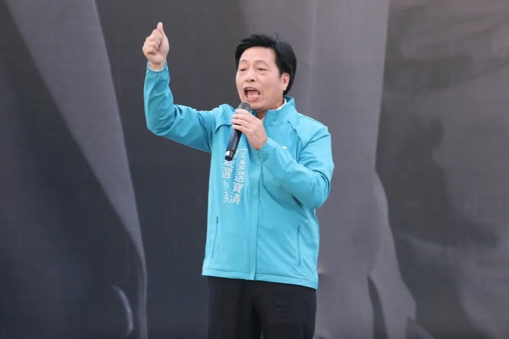 【就在明天】準備好選桃市長？　鄭寶清粉絲見面會有「重大宣布」