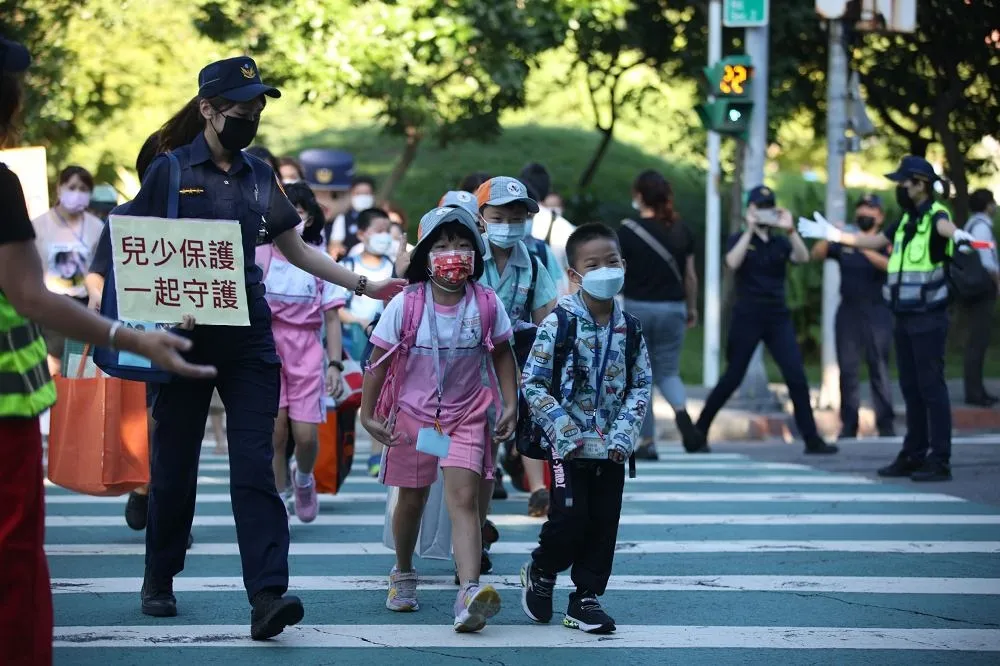 開學了！最新校園防疫新制10張圖一次看　學生上體育課「不脫罩」