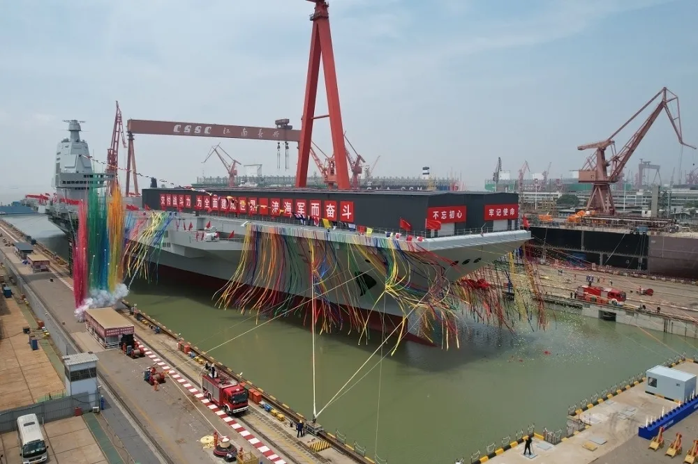 國防部估中國福建號航艦2025年服役　與遼寧號、山東號成戰備主力