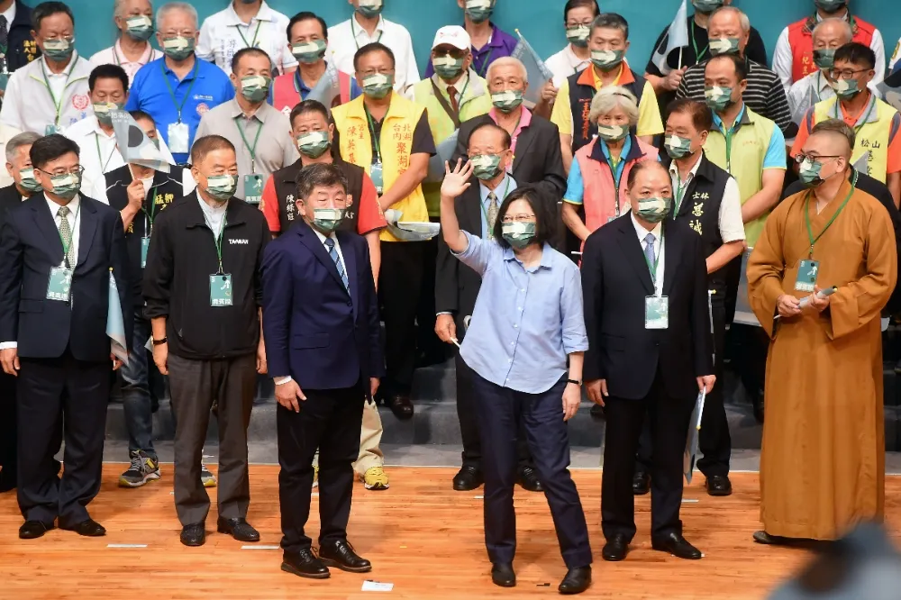 宗教後援會蔡英文首站台盛況「像選總統」　陳時中：願當牛犁台北這塊田