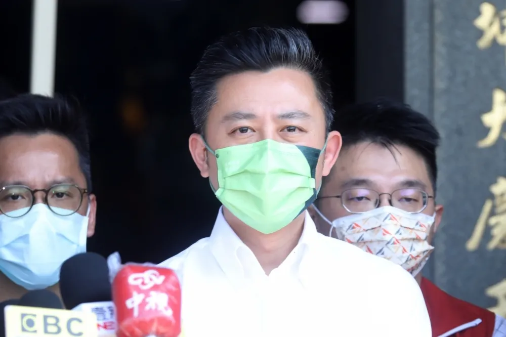 換個戰場捍衛清白　教育部證實：收到林智堅訴願申請