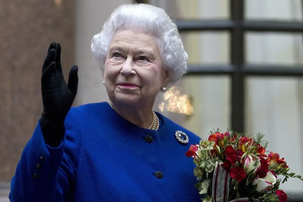英國女王伊麗莎白二世駕崩　享耆壽96歲    