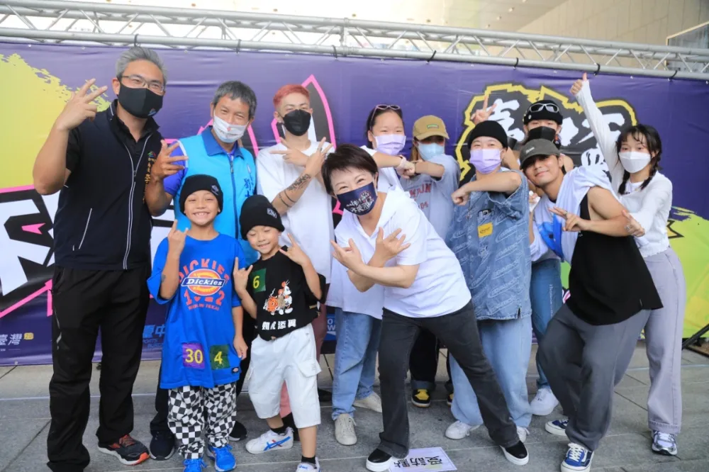 帶動潮流獲青少年好評　盧秀燕成功打造街舞交流平臺