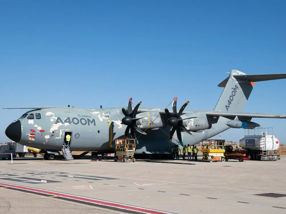 軍機也要節能減碳！ A400M運輸機首度混合生質燃料試飛成功